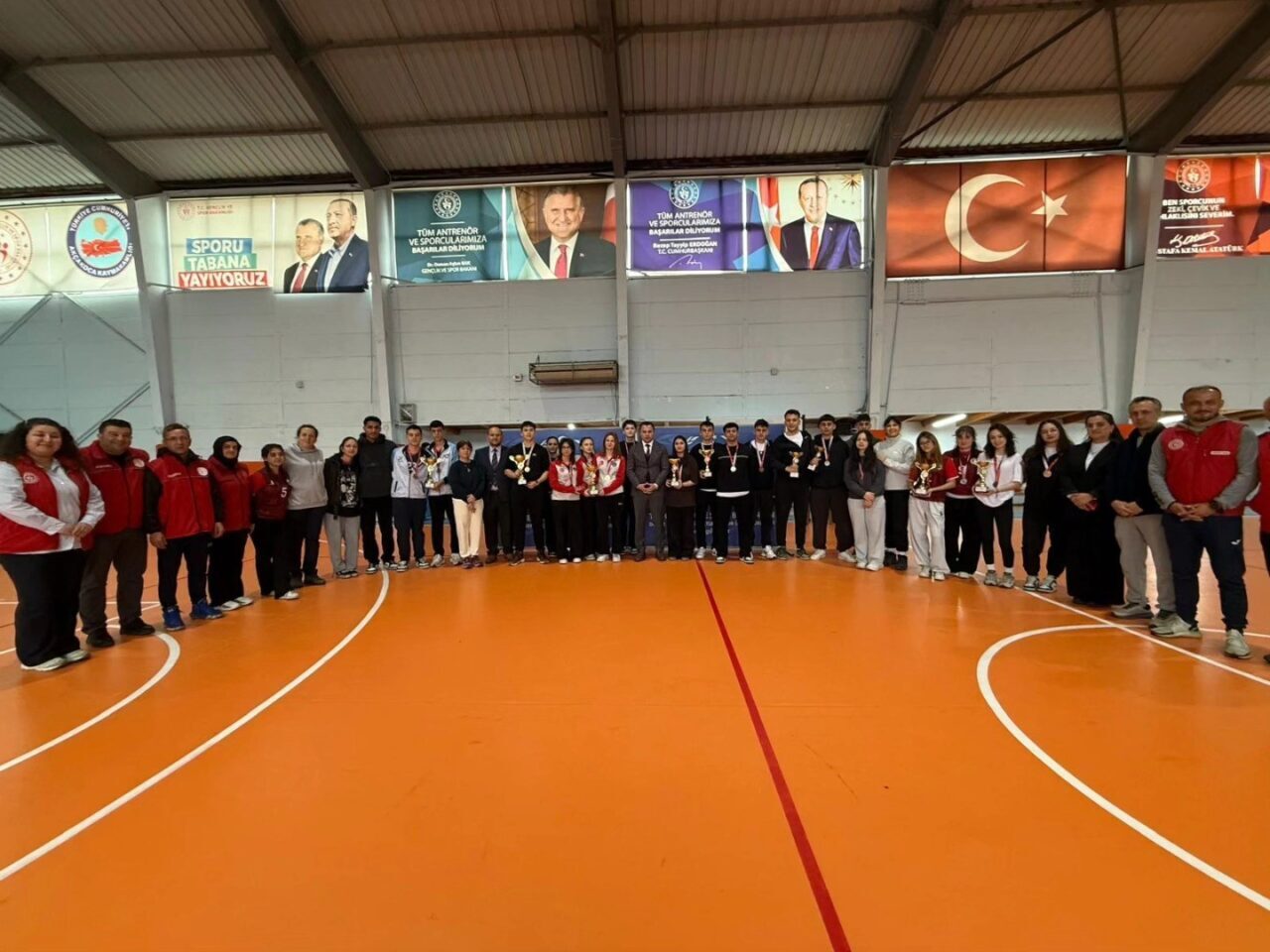 Düzce’nin Akçakoca ilçesinde 19 Mayıs Atatürk’ü Anma, Gençlik ve Spor