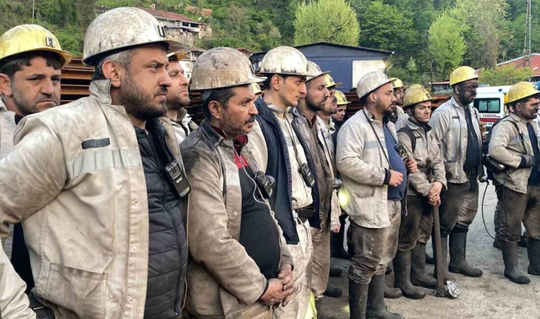 Zonguldak’ta maden ocağında düzenlenen tatbikat gerçeğini aratmadı. İşçiler arasında farkındalık