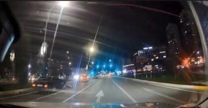 Elazığ’da Tofaş marka otomobil, makas atarken sol şeritte bulunan araca