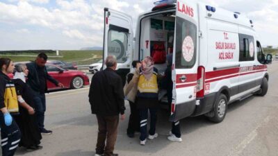 Malatya’da minibüs ile hafif ticari aracın çarpışması sonucu meydana gelen
