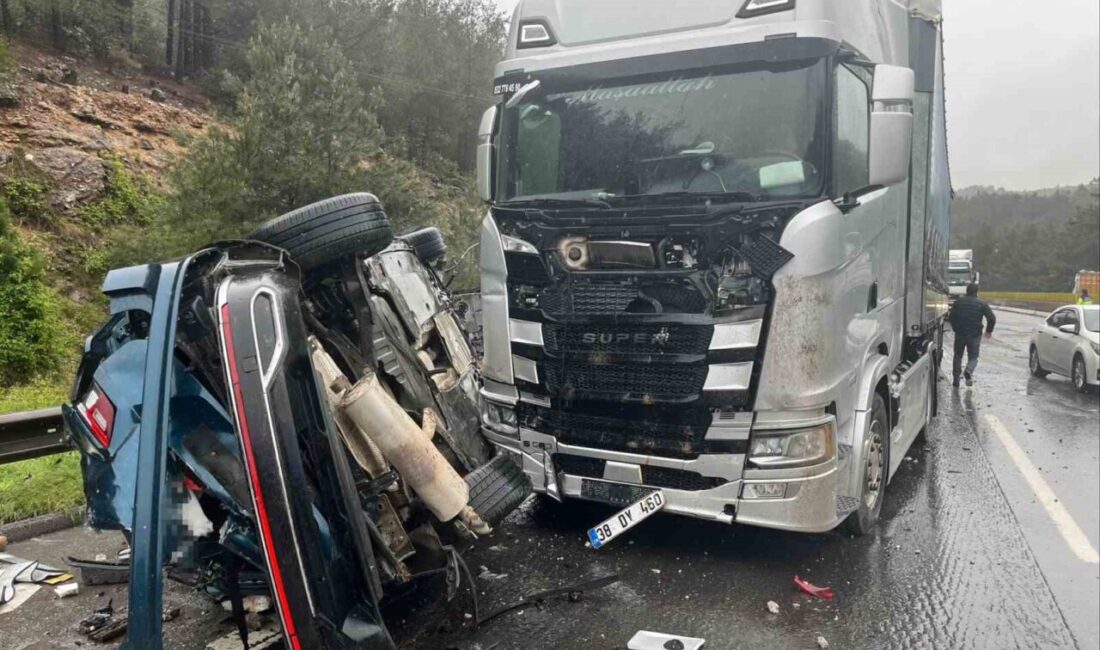 Mersin’in Tarsus ilçesinde 3 aracın karıştığı kazada 1 kişi hayatını