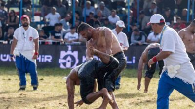 Türkiye’nin dört bir yanından yaklaşık 2 bin pehlivanın katıldığı CW