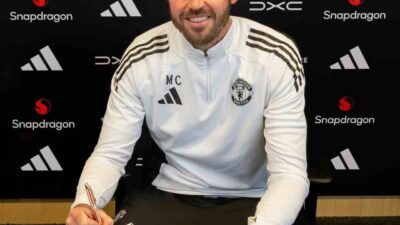 Premier Lig ekibi Manchester United, Teknik Direktör Michael Carrick’in sözleşmesinin