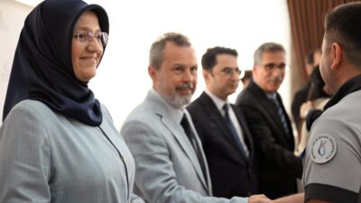 Manisa Celal Bayar Üniversitesi, Kurban Bayramı öncesi personeller arasında bayramlaşma