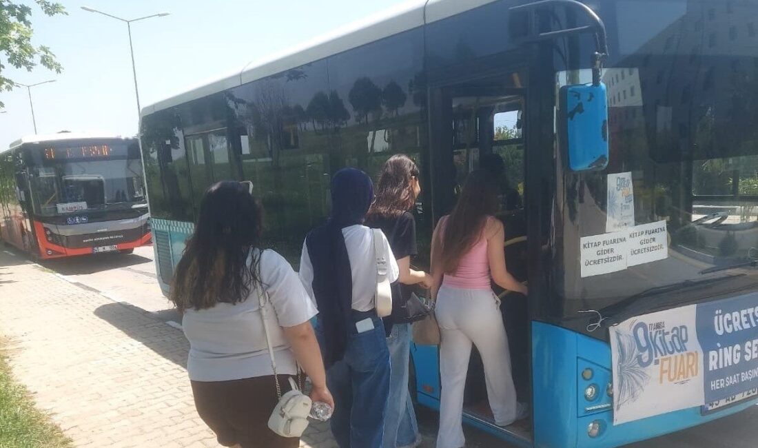Manisa Büyükşehir Belediyesi, Atatürk Kent Parkı’nda düzenlenen 9. Manisa Kitap
