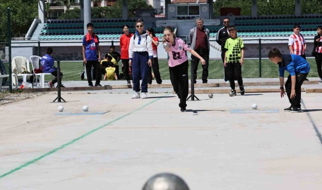 Gençlik ve Spor Bakanlığı tarafından düzenlenen Okul Sporları Bocce Petank