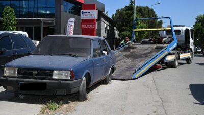 Manisa Büyükşehir Belediyesi, kent genelinde görüntü kirliliğine yol açan, trafik