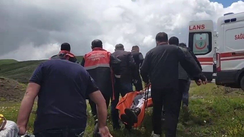 Sivas’ta mantar toplamak için çıktığı kırsalda ayı saldırısına uğrayan vatandaşın