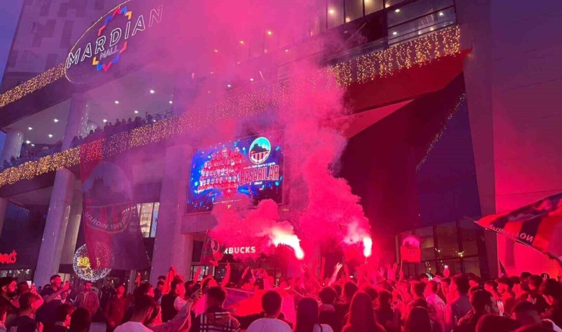Mardin’de futbol heyecanı ve şampiyonluk coşkusu, Mardian Mall önünde düzenlenen