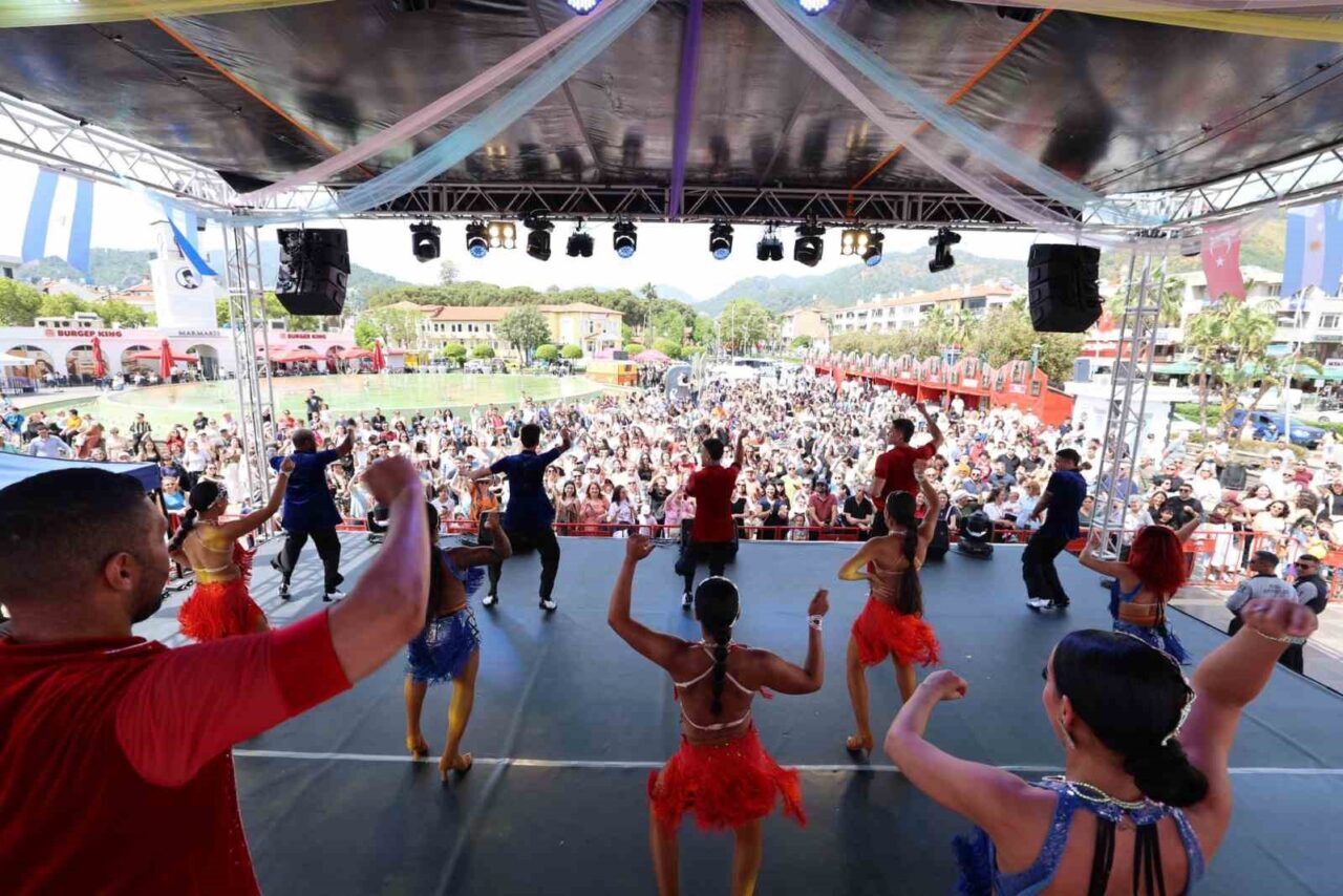 Marmaris Belediyesi ev sahipliğinde ilk kez düzenlenen Marmaris Latin Fest,