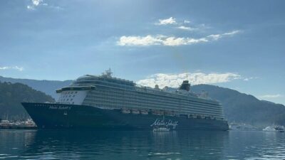 Marmaris turizmine denizden büyük hareketlilik geldi. Dünyanın güvenli limanları arasında