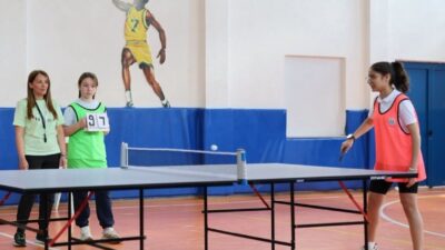 Muğla’nın Marmaris ilçesinde, kaymakamlık himayesinde düzenlenen Yeşilay masa tenisi turnuvası