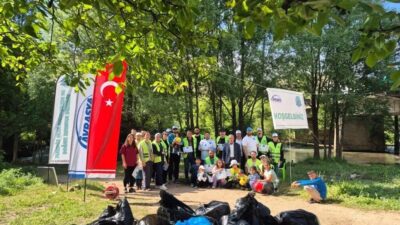 Mardin’in Mazıdağı ilçesindeki Karasu Çayında MAROBDER öncülüğünde düzenlenen çevre temizliği