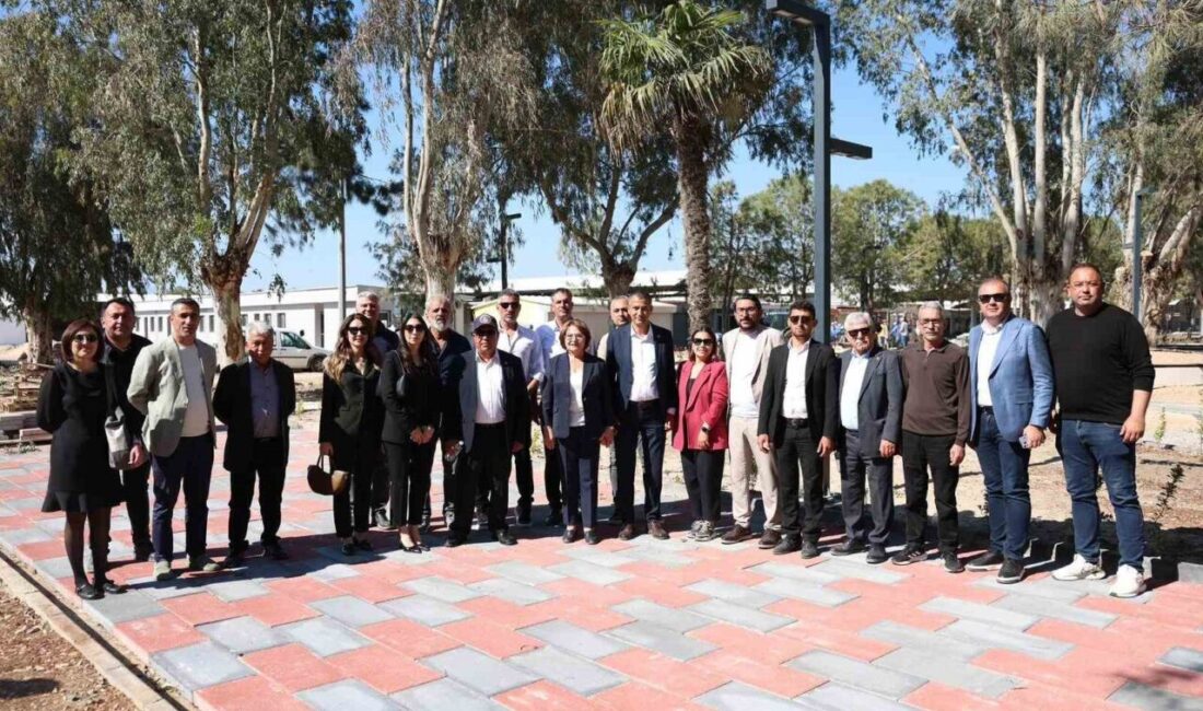 Didim Belediye Başkanı Hatice Gençay ve belediye meclis üyeleri, Mavişehir