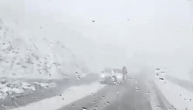 Ardahan’ın yüksek kesimlerinde etkili olan kar yağışı ve tipi, Ardahan-Şavşat