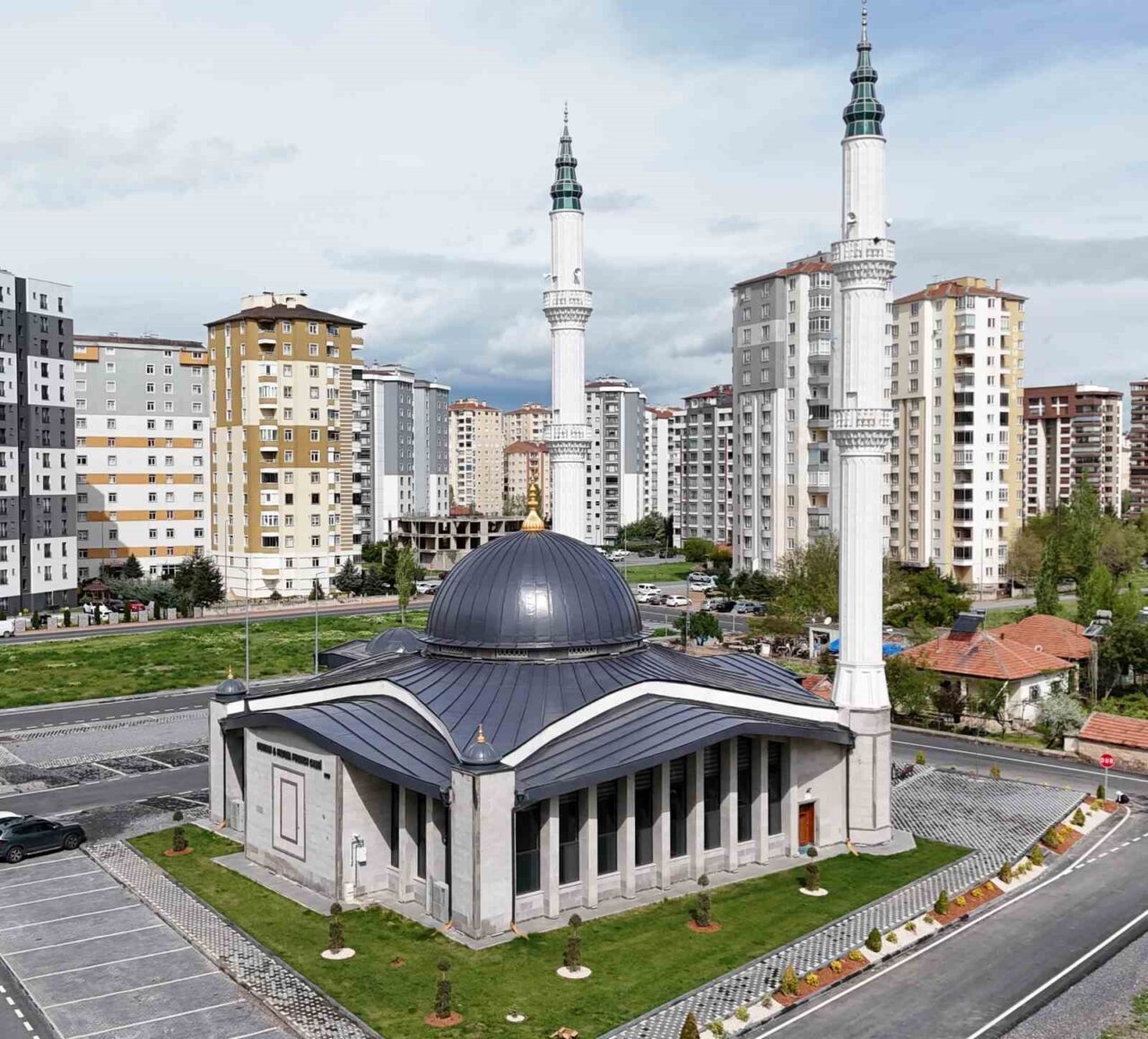 Yatırım ve hizmette öncü rol üstlenen Melikgazi Belediyesi, Yıldırım Beyazıt