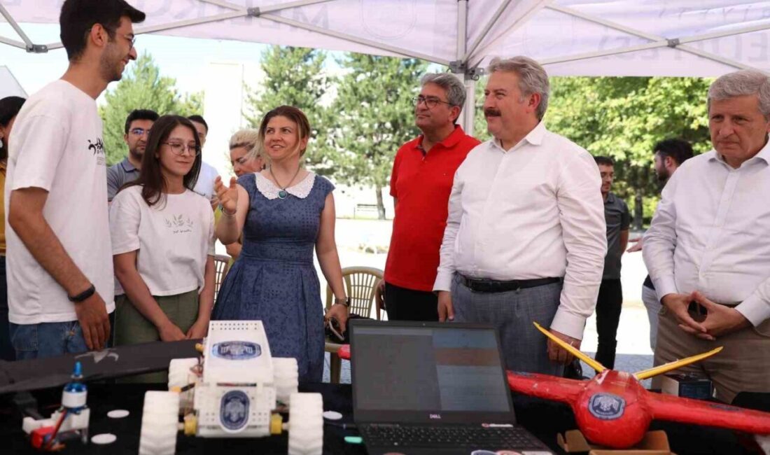 Teknoloji ve inovasyon alanında üretim yapan gençlere destek vermeye devam