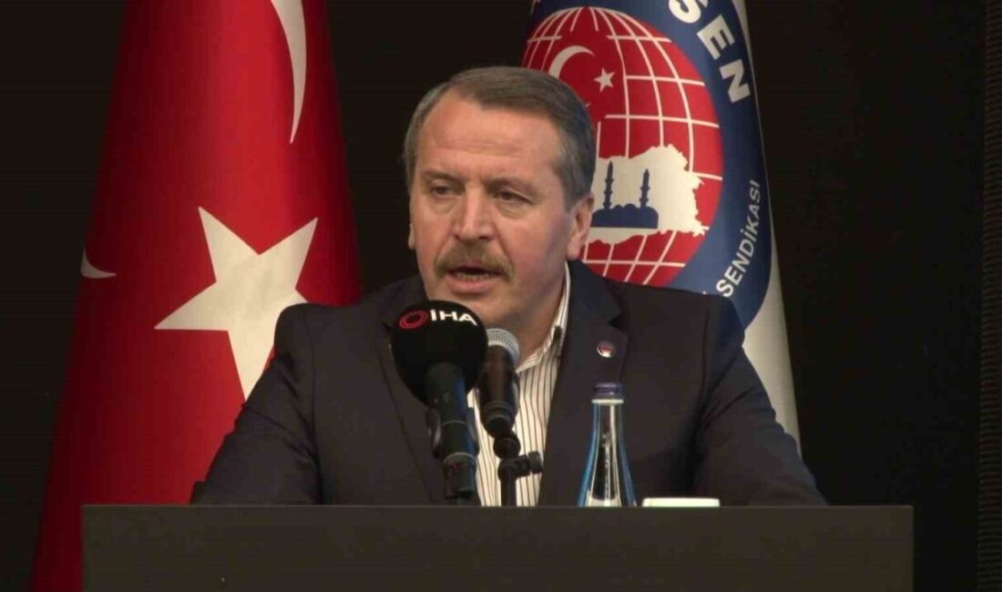 Memur Sendikaları Konfederasyonu (Memur-Sen) Genel Başkanı Ali Yalçın, “Modernite çalışma