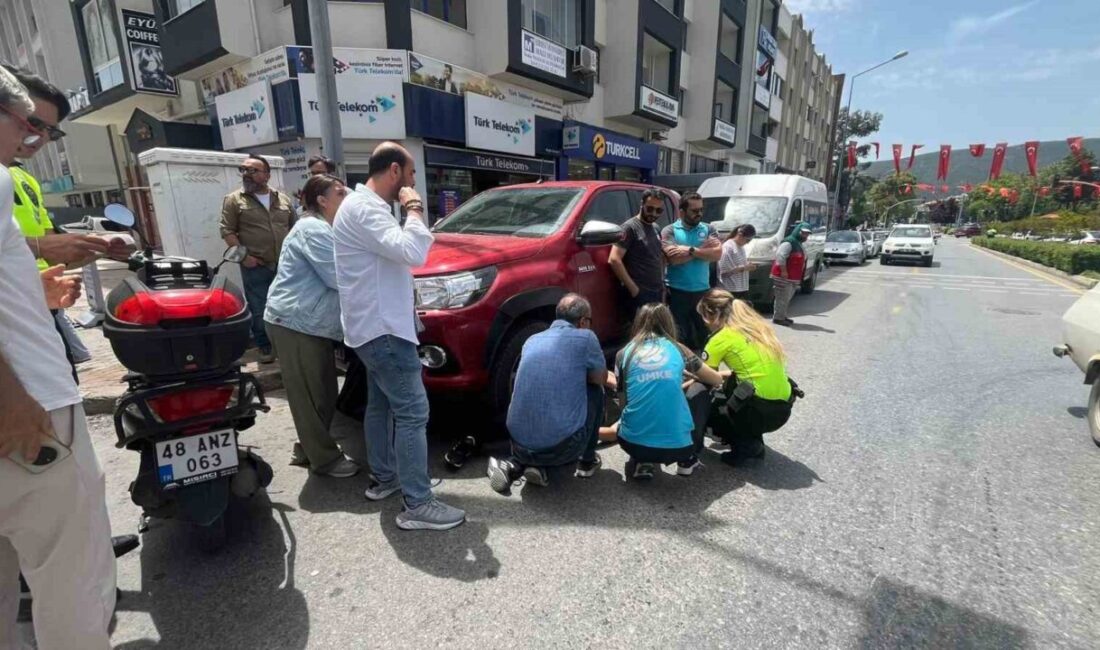 Muğla’nın Menteşe ilçesinde motosiklet ile otomobilin çarpıştığı kazada motosiklet sürücüsü