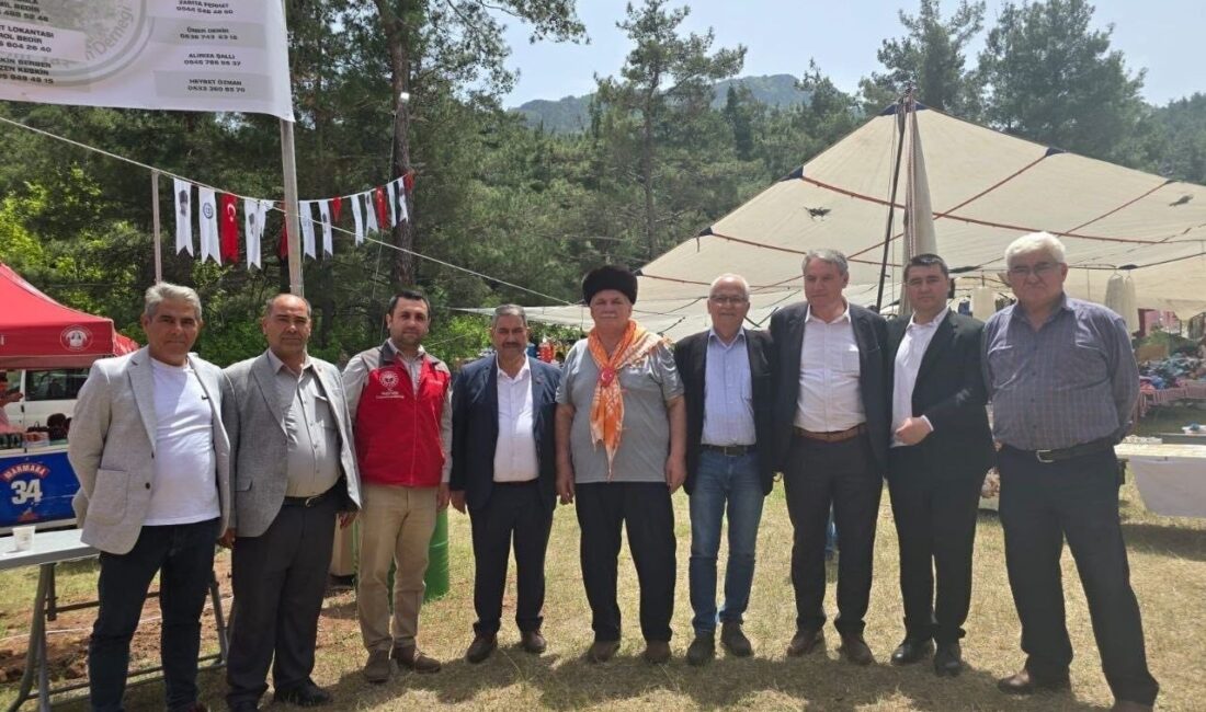 Muğla’nın Menteşe ilçesinde bu yıl birincisi düzenlenen Yemişendere Kuzu Göbeği