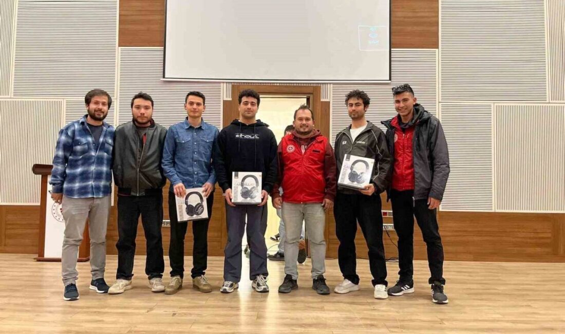 Menteşe Uluslararası Gençlik Merkezi’nin gönüllü gençleri, Gençlik ve Spor Bakanlığı