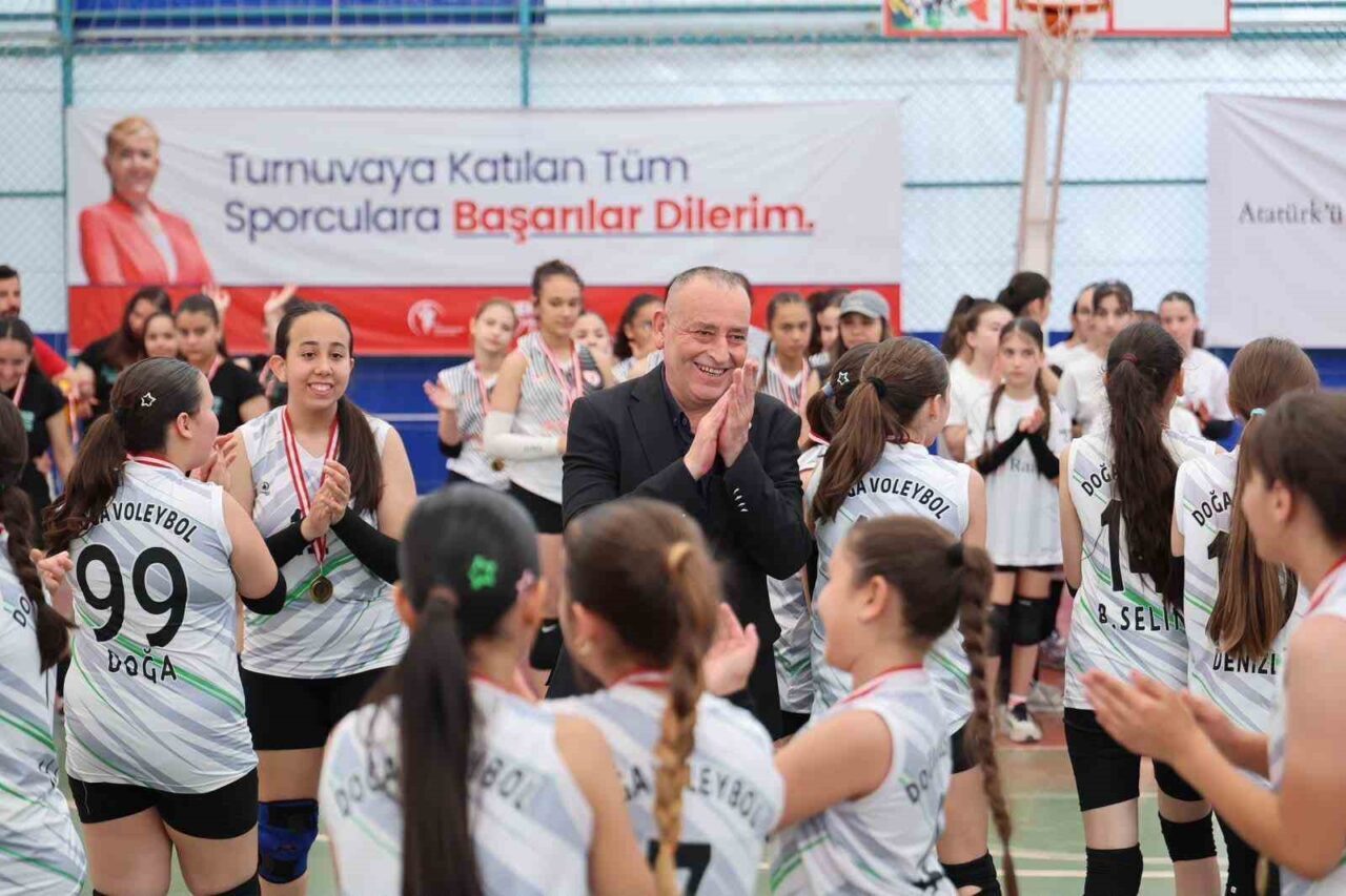 Merkezefendi Belediyesi tarafından 19 Mayıs Atatürk’ü Anma, Gençlik ve Spor