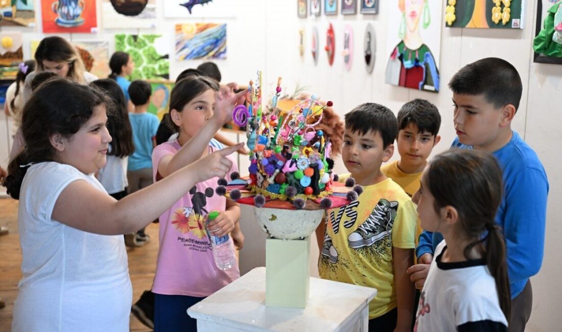 Mersin Büyükşehir Belediyesi’nin çocuk kampüslerinde eğitim alan miniklerin hazırladığı eserler,