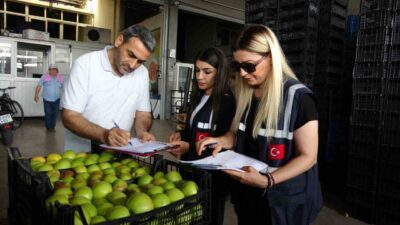 Kurban Bayramı öncesinde Mersin’de hal komplekslerinde denetimler sıklaştırıldı. Sabahın erken