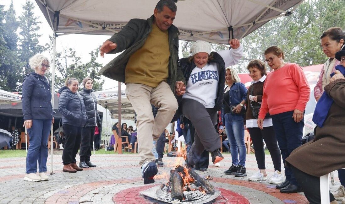 Mersin Büyükşehir Belediyesinin Darısekisi Örnek Yörük Köyünde düzenlediği Hıdırellez etkinliğinde