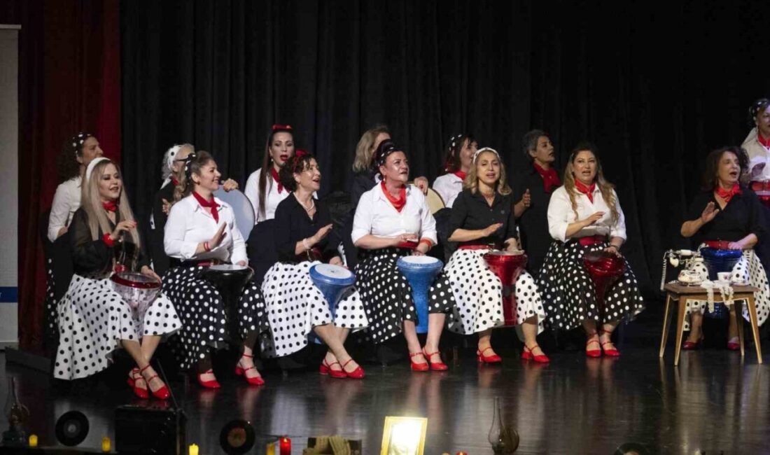 Mersin Büyükşehir Belediyesi ile Mersin Kent Konseyi iş birliğinde sahnelenen