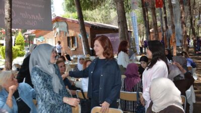 Mersin Büyükşehir Belediyesi tarafından Anneler Günü dolayısıyla şehit anneleri, şehit
