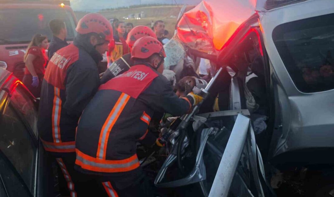Mersin’de 3 aracın karıştığı zincirleme kazada 1 kişi hayatını kaybetti,