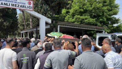 Mersin’de yağ fabrikasındaki patlamada hayatını kaybeden işçi, yakınlarının göz yaşları