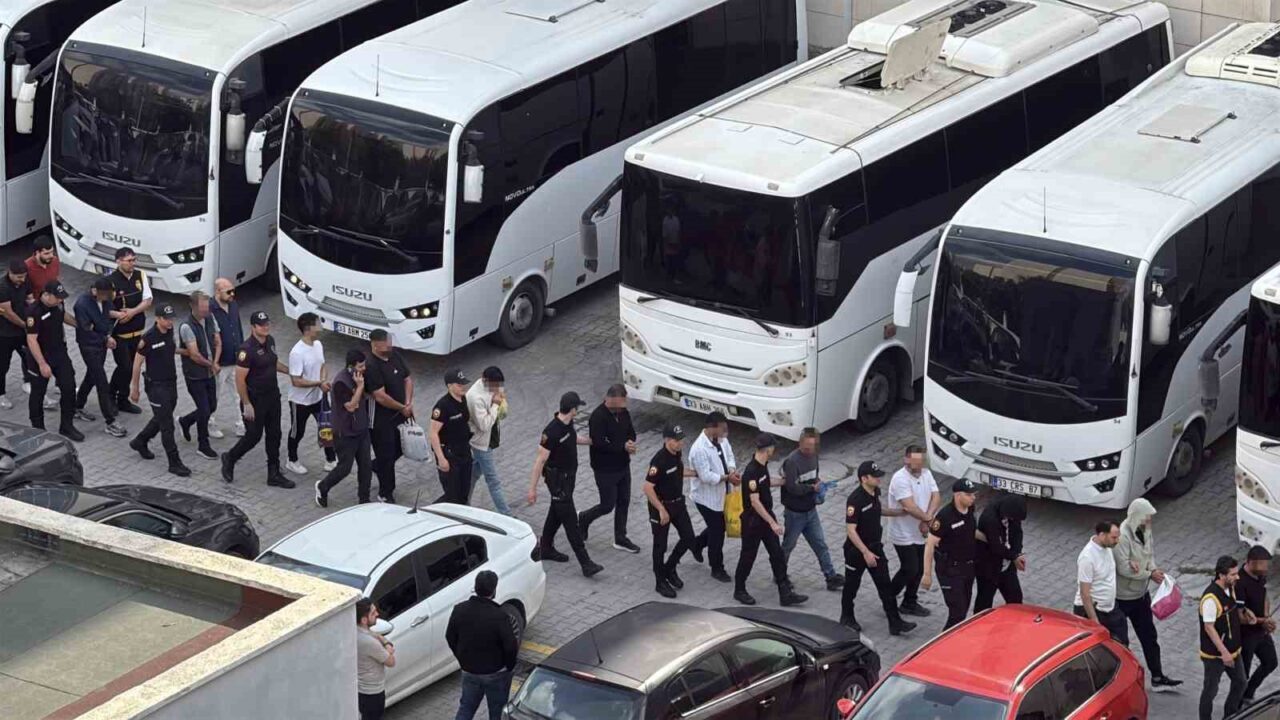 Mersin merkezli 7 ilde 26 milyar 416 milyon liralık işlem
