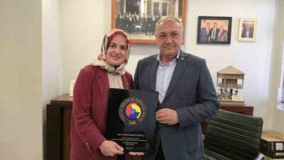 Ardeşen TSO Genel Sekreteri Zeynep Dalbastı Ayata, 30 yıllık hizmetinin
