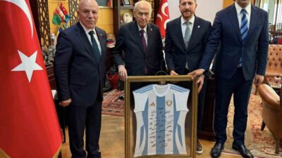 MHP Genel Başkanı Dr. Devlet Bahçeli, Erzurum Büyükşehir Belediye Başkanı