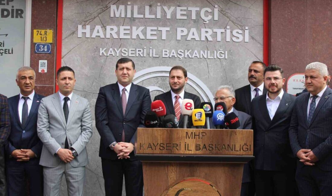 Milliyetçi Hareket Partisi Kayseri İl Başkanlığı’nda bayramlaşma programı düzenlendi. Programda