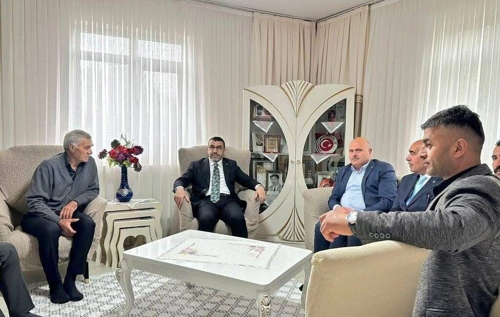 AK Parti Kars Milletvekili Adem Çalkın, Kurban Bayramı dolayısıyla Arpaçaylı
