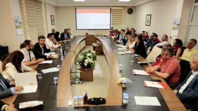 Çanakkale’de buzağı kayıplarının azaltılmasına yönelik çalışmalar çerçevesinde ‘Milli Kolostrum Projesi’