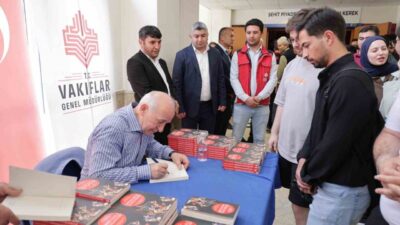 Denizli’de düzenlenen “Denizli Milli Mücadele Günü ve Vakıf Haftası” programında,