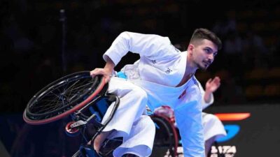 Erkek tekerlekli sandalye finalinde karşılaşan milli sporculardan Berkay Uslu altın,