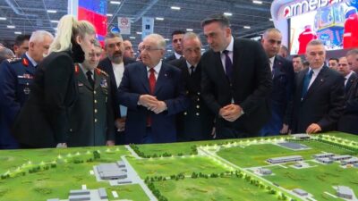 Milli Savunma Bakanı Yaşar Güler, SAHA EXPO’da yer alan savunma