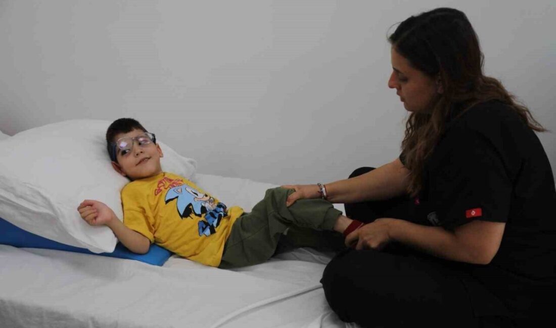Hatay Büyükşehir Belediyesi (HBB), özel bireylere yönelik yürüttüğü sosyal destek