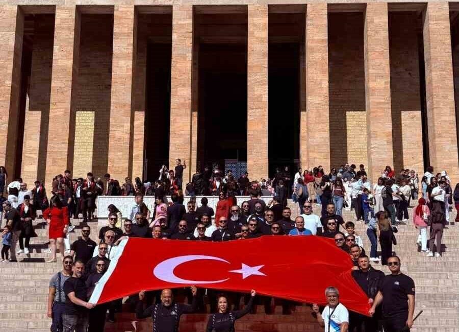 Karabük’ün Safranbolu ilçesinde geleneksel hale gelen bayrak sürüşü etkinliğinde, 83