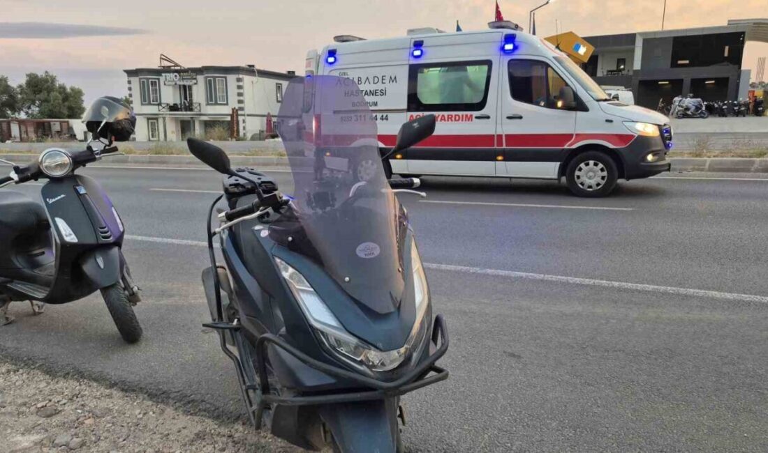 Muğla’nın Bodrum ilçesinde motosikletin otomobile çarptığı kazada 2 kişi yaralandı.