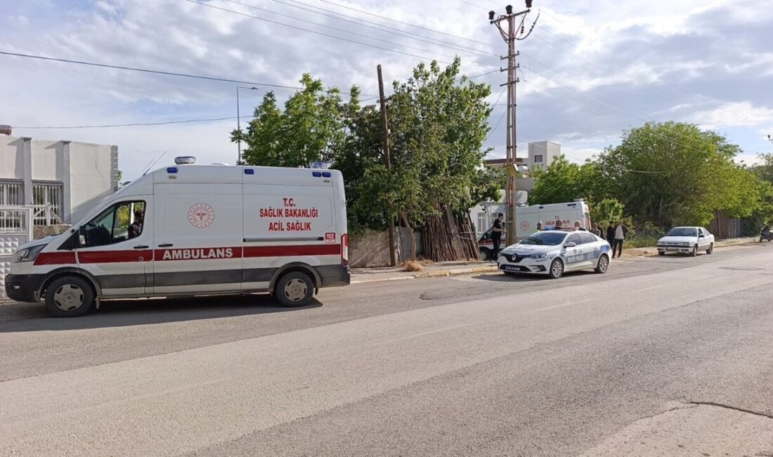 Adıyaman’da motosikletin yayaya çarpması sonucu 2 kişi yaralandı. Edinilen bilgilere