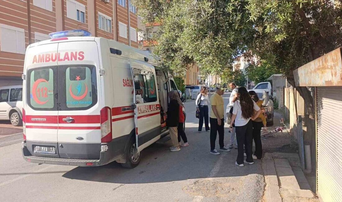 Manavgat ilçesinde sokakta bisikletiyle manevra yapmakta olan 9 yaşındaki kız