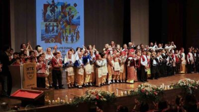 Muğla’da faaliyet gösteren MTK Koleji, öğrencilerin kültürel ve sanatsal gelişimine