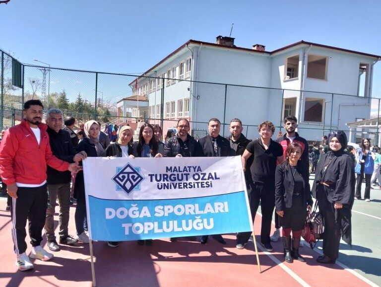 Malatya Turgut Özal Üniversitesi (MTÜ) öğrencileri, “Merkezim Her Yerde” projesi