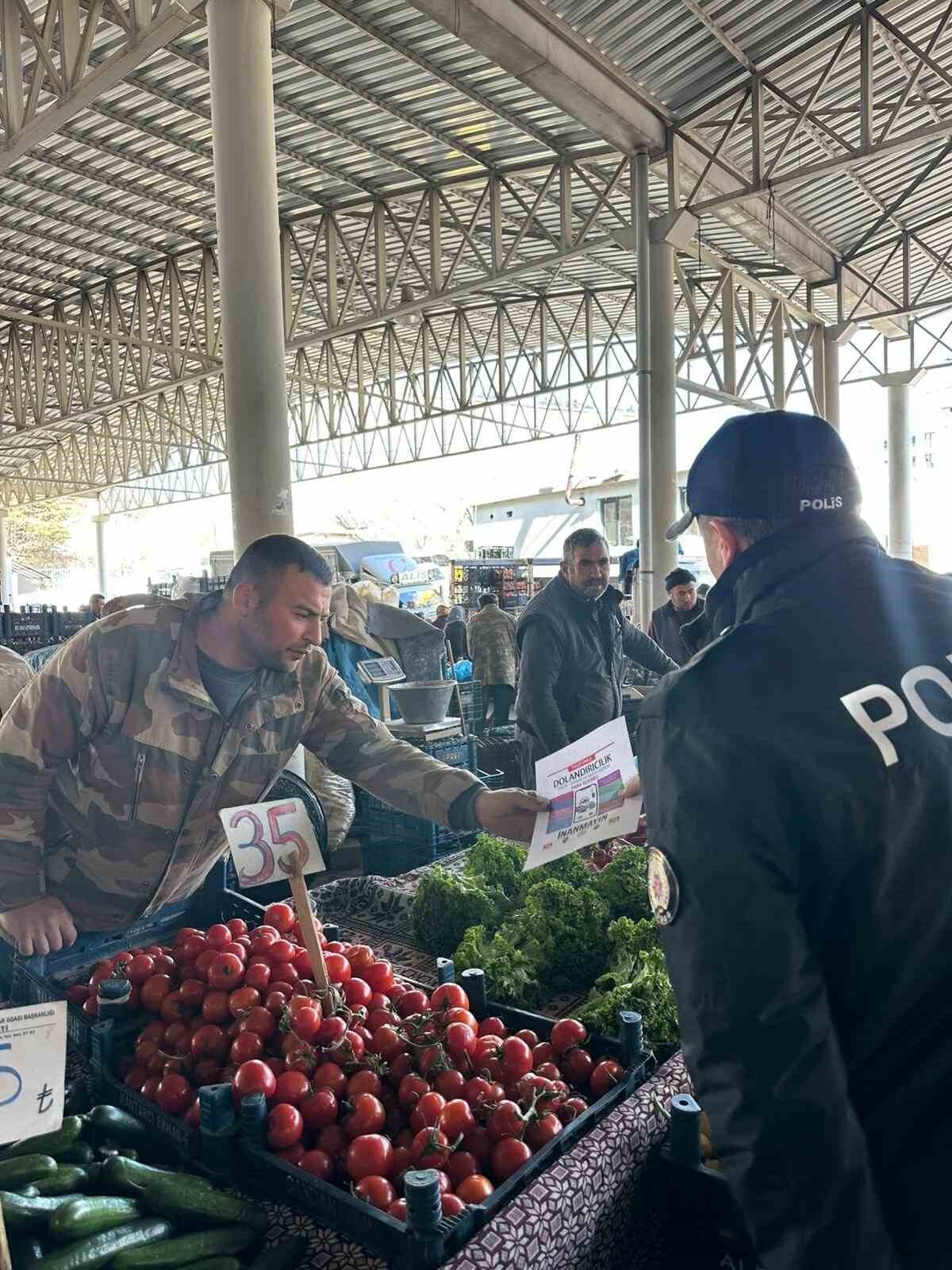 KIRŞEHİR (İHA) – Kırşehir’in Mucur ilçesinde vatandaşlara dolandırıcılık olaylarına karşı
